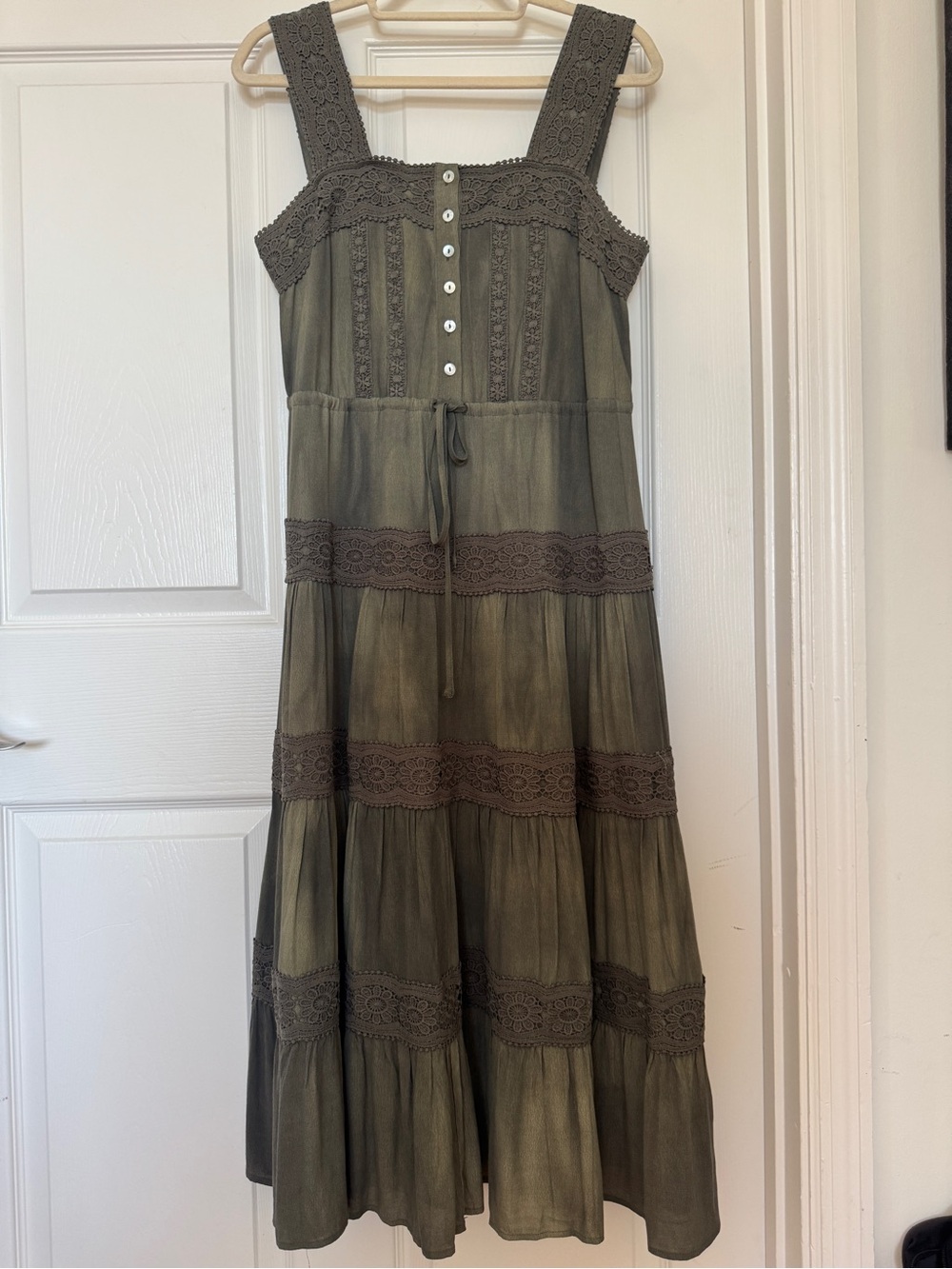 Love Stitch Olive Green Button-Front Tiered Lace Maxi Dress